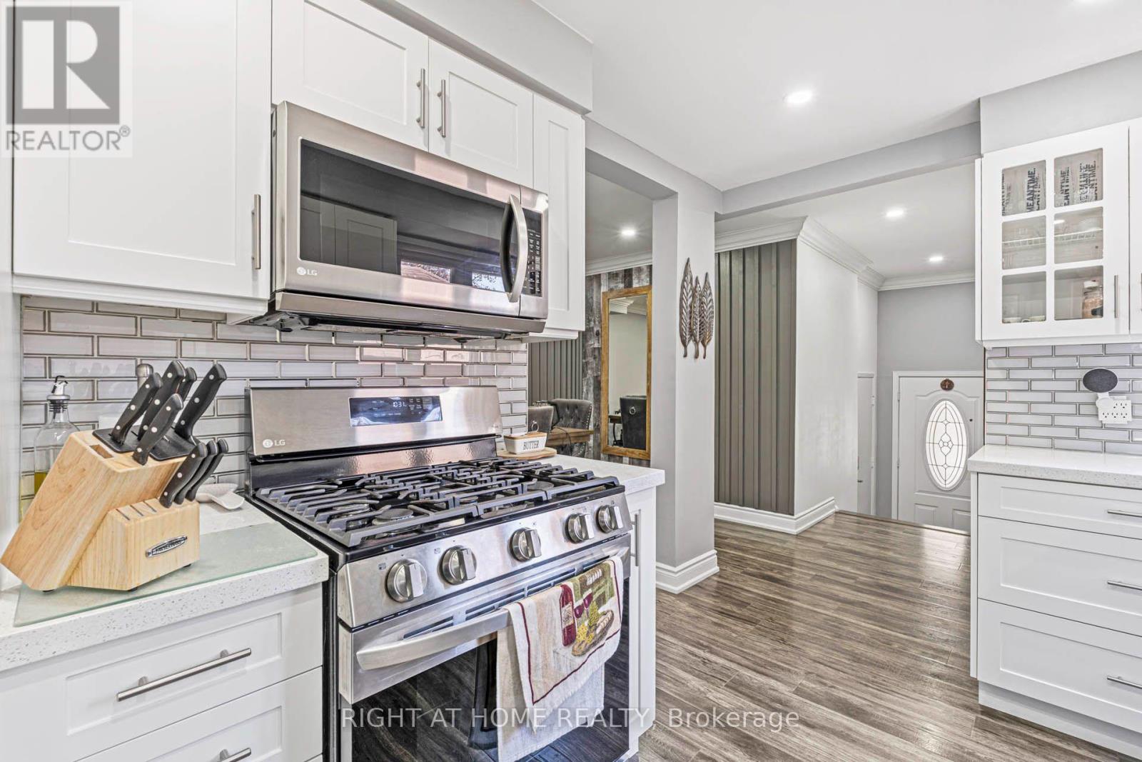 36 Burton Road W, Brampton, Ontario  L6X 1M7 - Photo 14 - W13879560