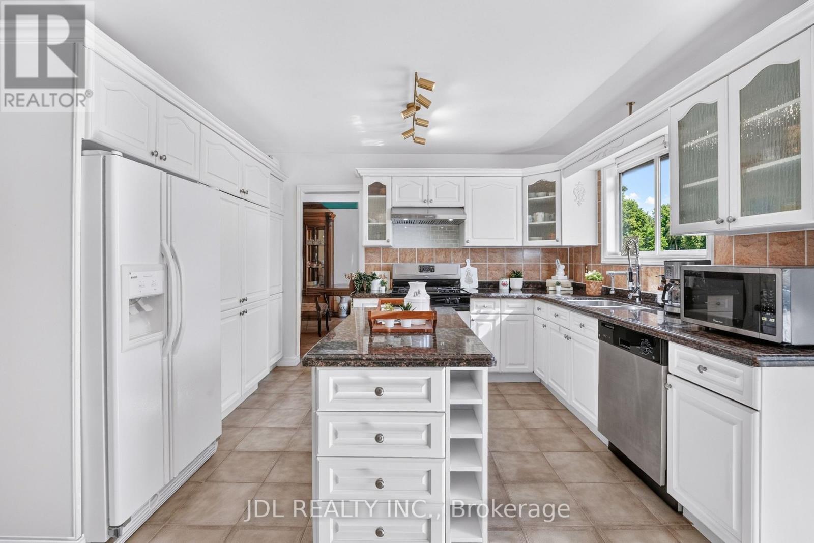6240 Moretta Drive, Niagara Falls, Ontario  L2J 4H4 - Photo 18 - X13879540