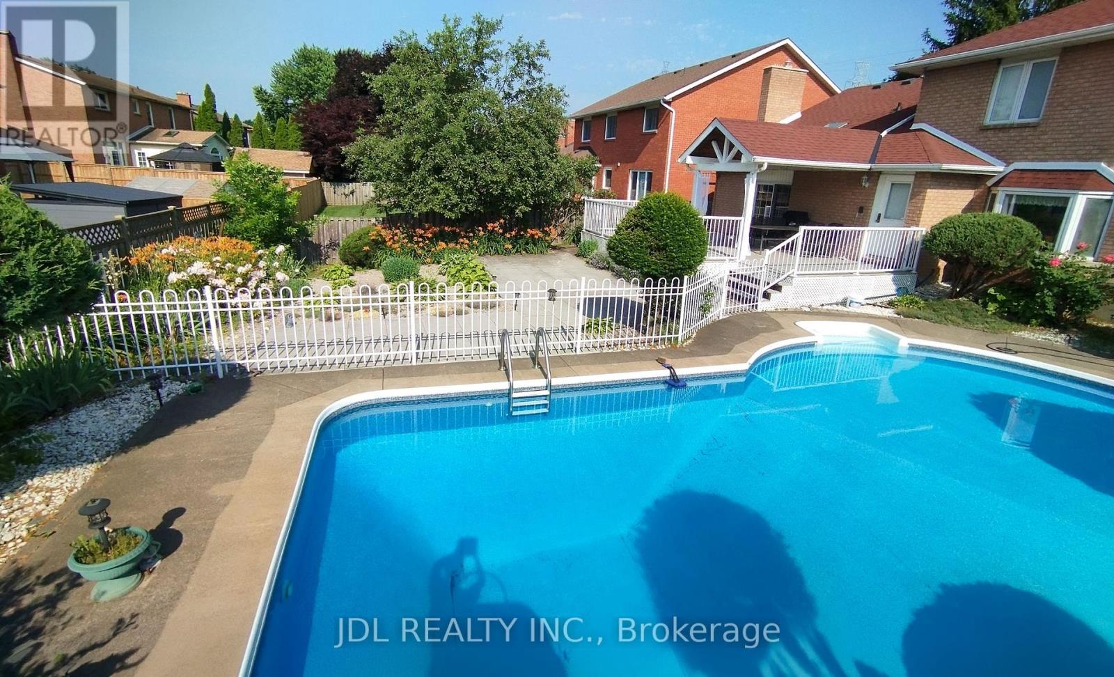 6240 Moretta Drive, Niagara Falls, Ontario  L2J 4H4 - Photo 6 - X13879540