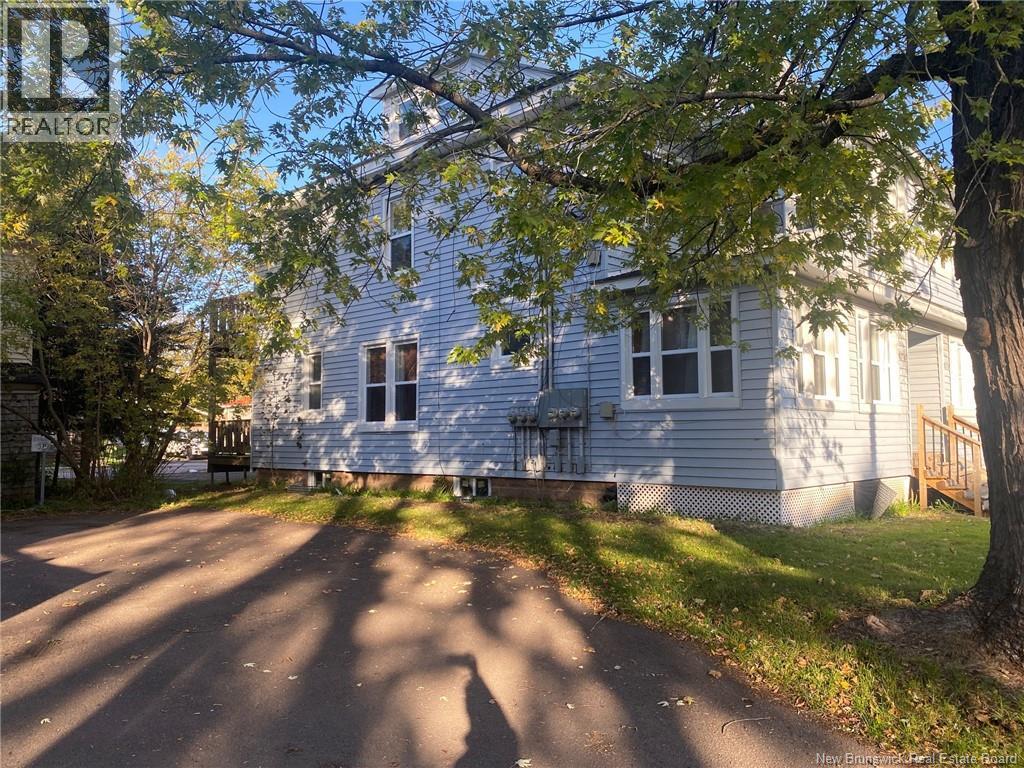 276-278 Cameron Street, Moncton, New Brunswick  E1C 5Z4 - Photo 2 - NB149232