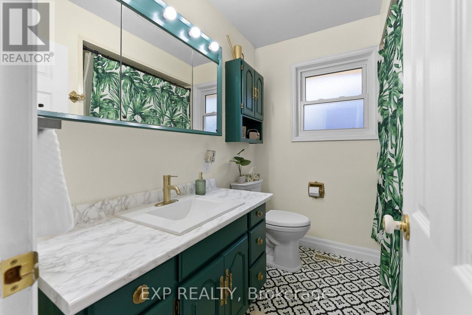 13 Ridley Heights Road, St. Catharines, Ontario  L2S 2H9 - Photo 20 - X13879638