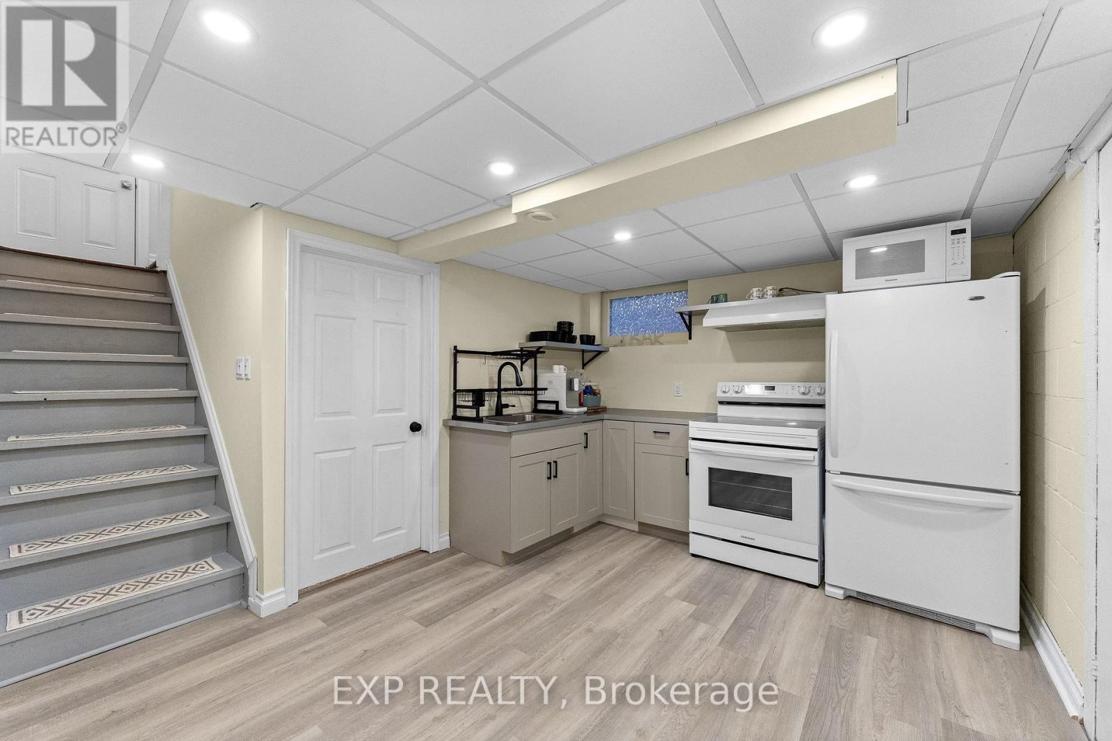 13 Ridley Heights Road, St. Catharines, Ontario  L2S 2H9 - Photo 23 - X13879638