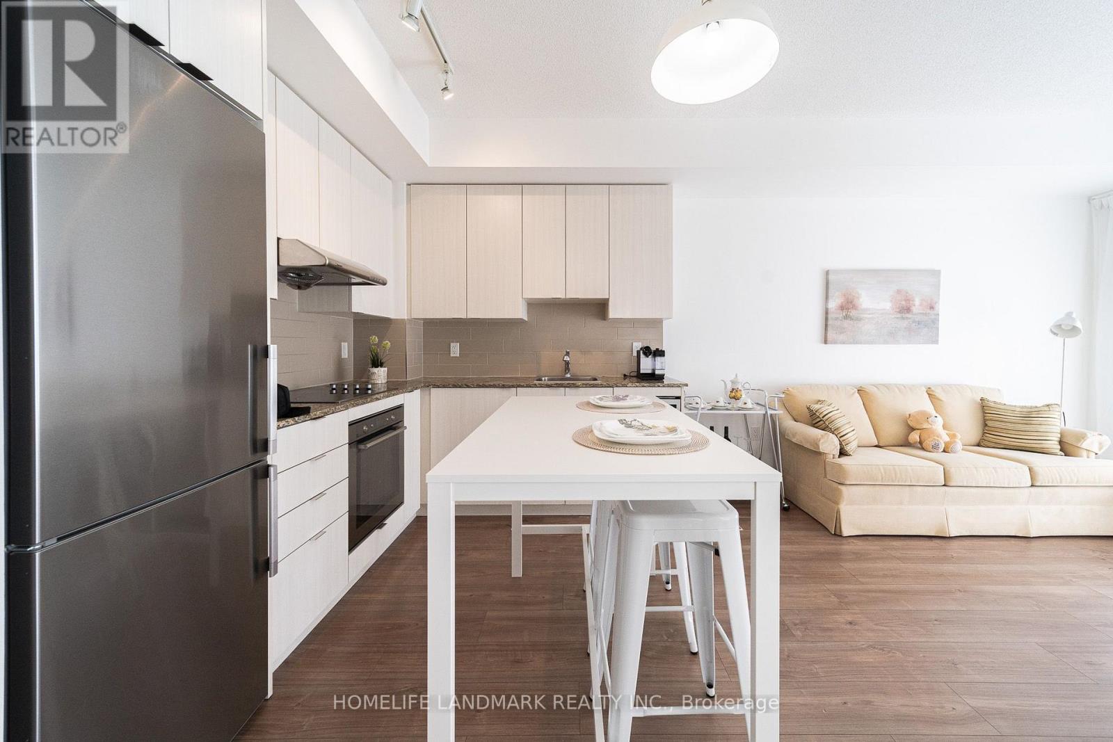1807 - 50 Ann O'reilly Road, Toronto, Ontario  M2J 0C9 - Photo 3 - C13879614