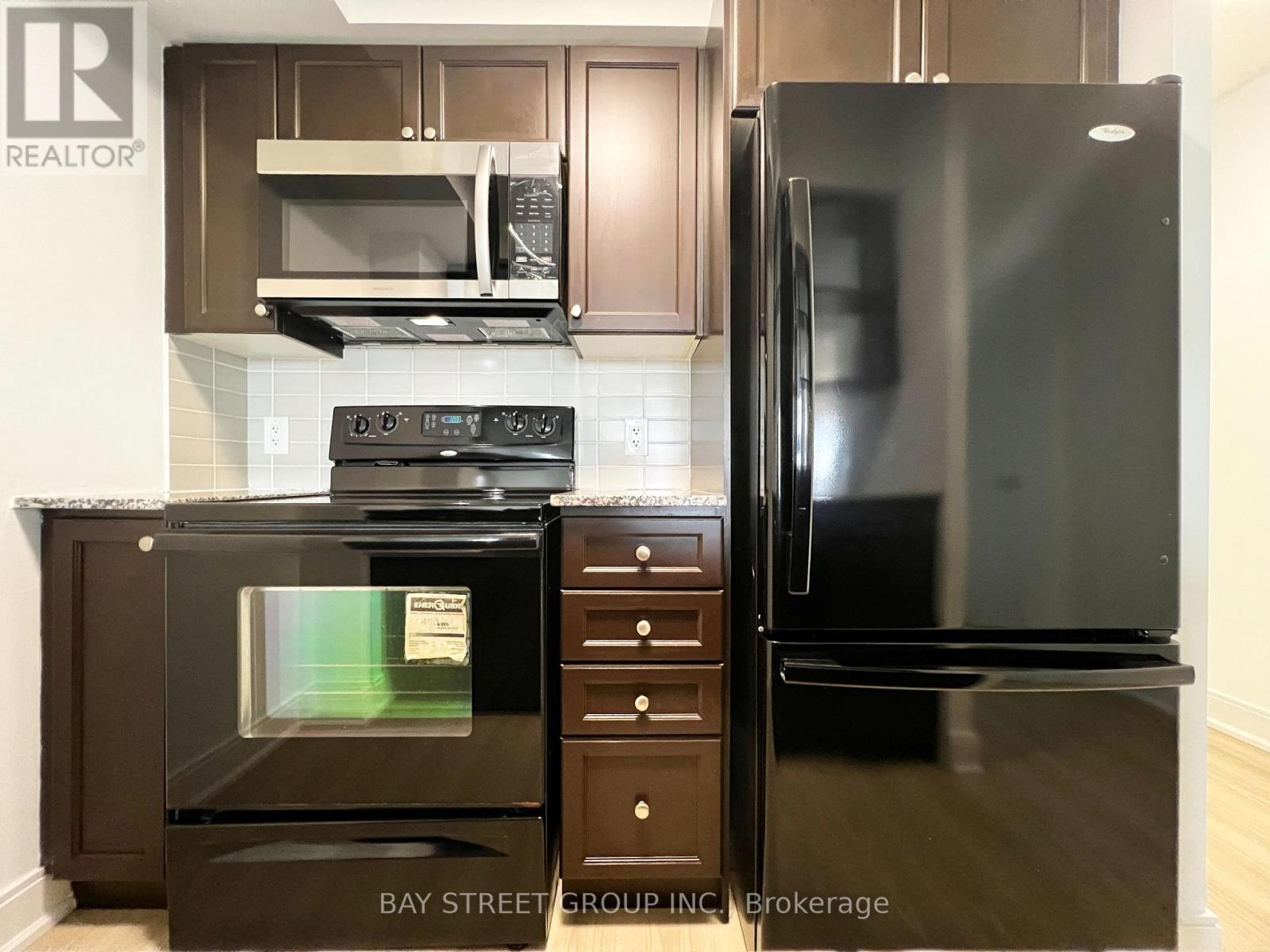 2305 - 125 Village Green Square, Toronto, Ontario  M1S 0G3 - Photo 15 - E13879600