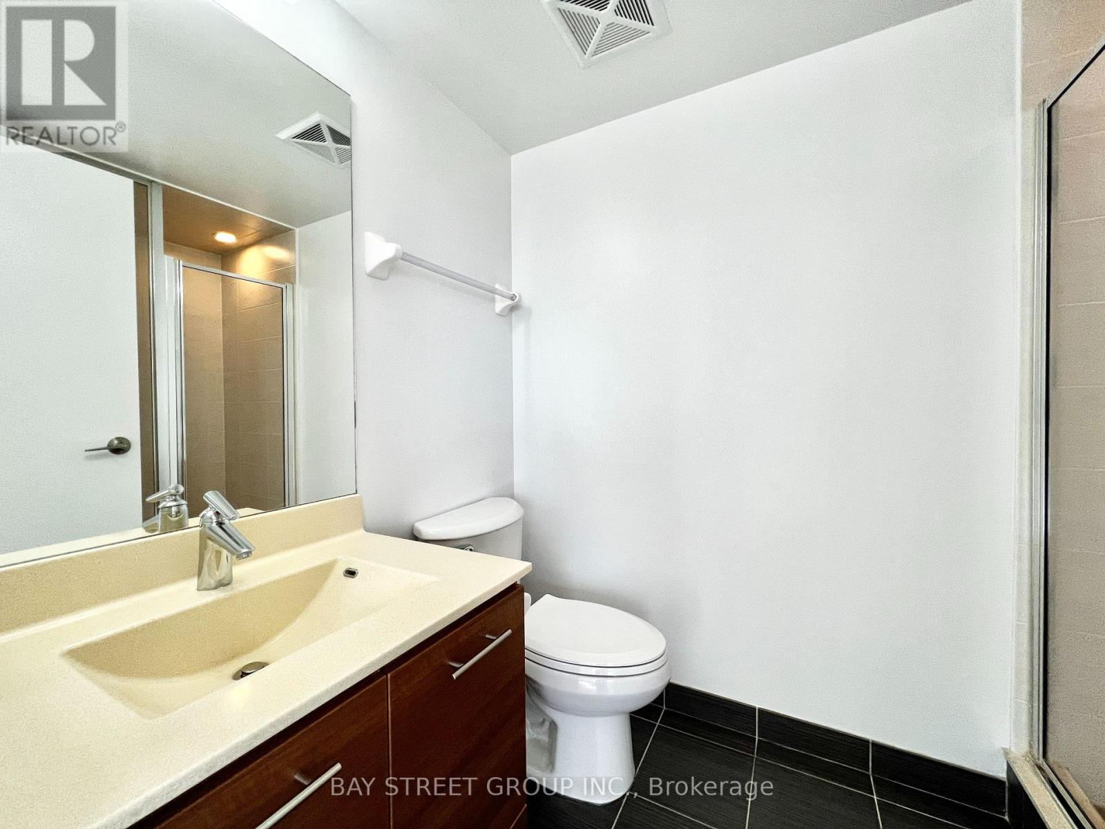 2305 - 125 Village Green Square, Toronto, Ontario  M1S 0G3 - Photo 18 - E13879600