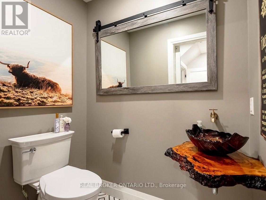 11843 Sixth Line, Halton Hills, Ontario  L0P 1H0 - Photo 24 - W13879322