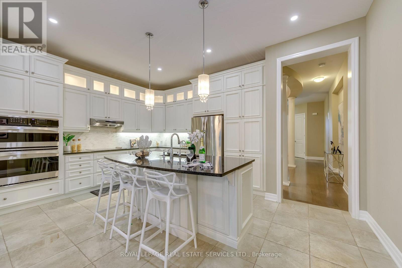144 North Park Boulevard, Oakville, Ontario  L6M 0W6 - Photo 14 - W13879626