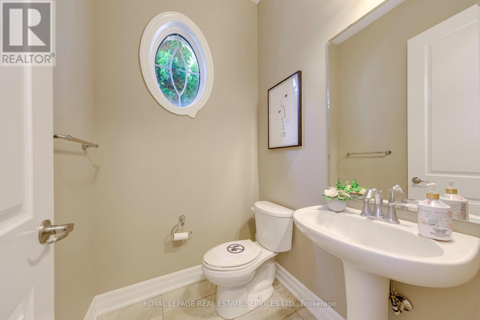 144 North Park Boulevard, Oakville, Ontario  L6M 0W6 - Photo 25 - W13879626