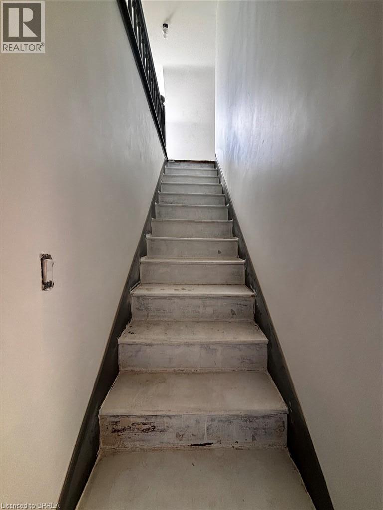 598 Mud Street E, Stoney Creek, Ontario  L8J 3C8 - Photo 9 - 40870237