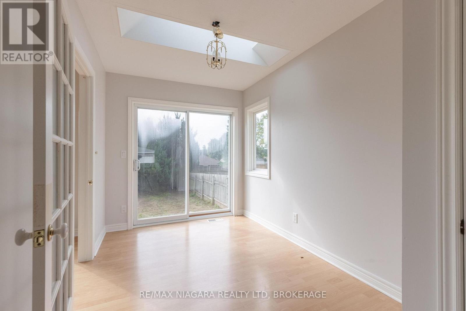 6474 Taylor Street, Niagara Falls, Ontario  L2G 2G1 - Photo 7 - X13879652