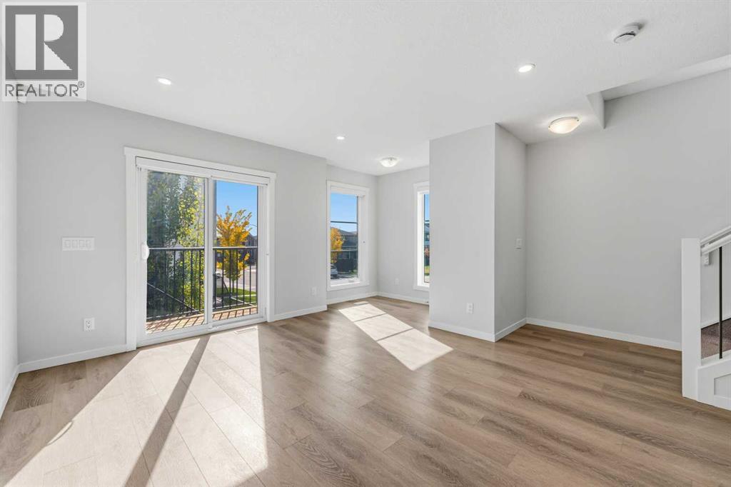 709, 474 Seton Circle SE