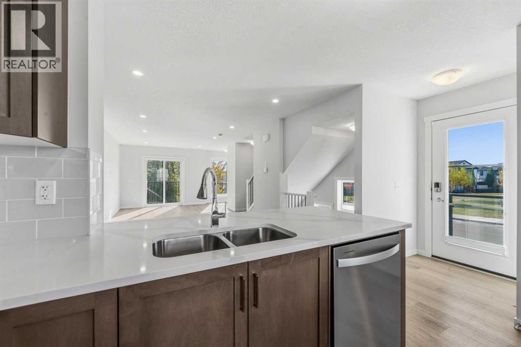 709, 474 Seton Circle SE