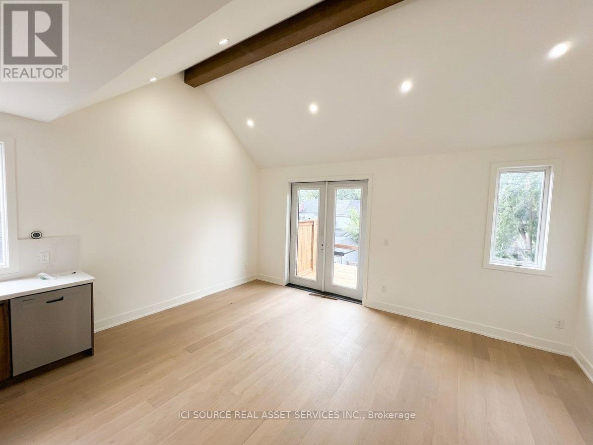 Top Floor - 152 Brunswick Avenue, Toronto, Ontario  M5S 2M2 - Photo 2 - C13879654
