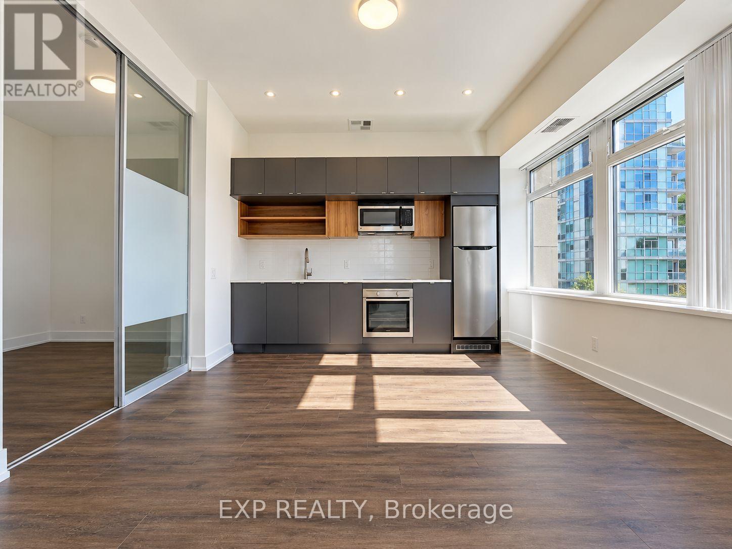 315 - 111 St Clair Avenue W, Toronto, Ontario  M4V 1N5 - Photo 4 - C13879660