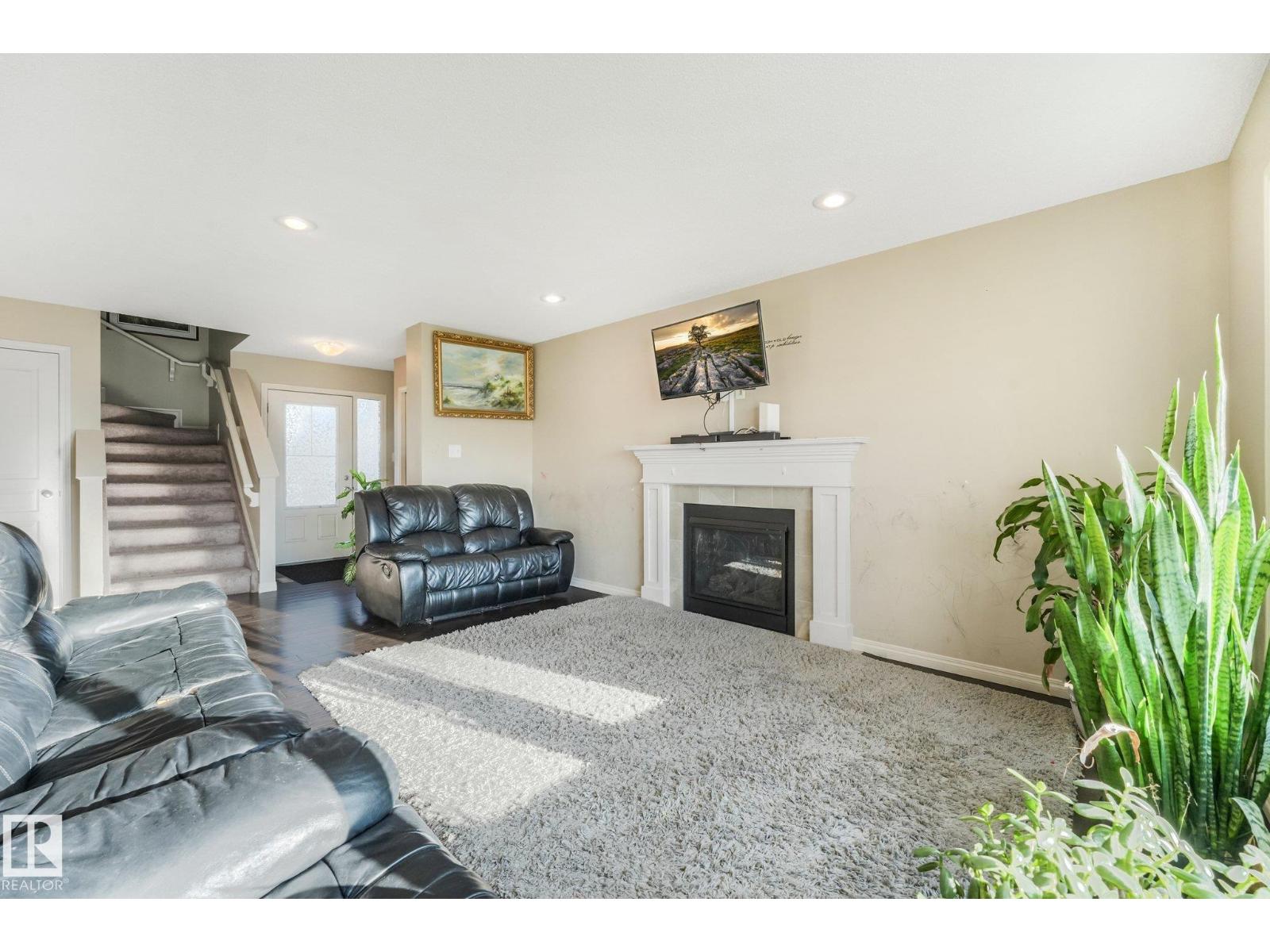 1621 DAVIDSON GREEN GR SW