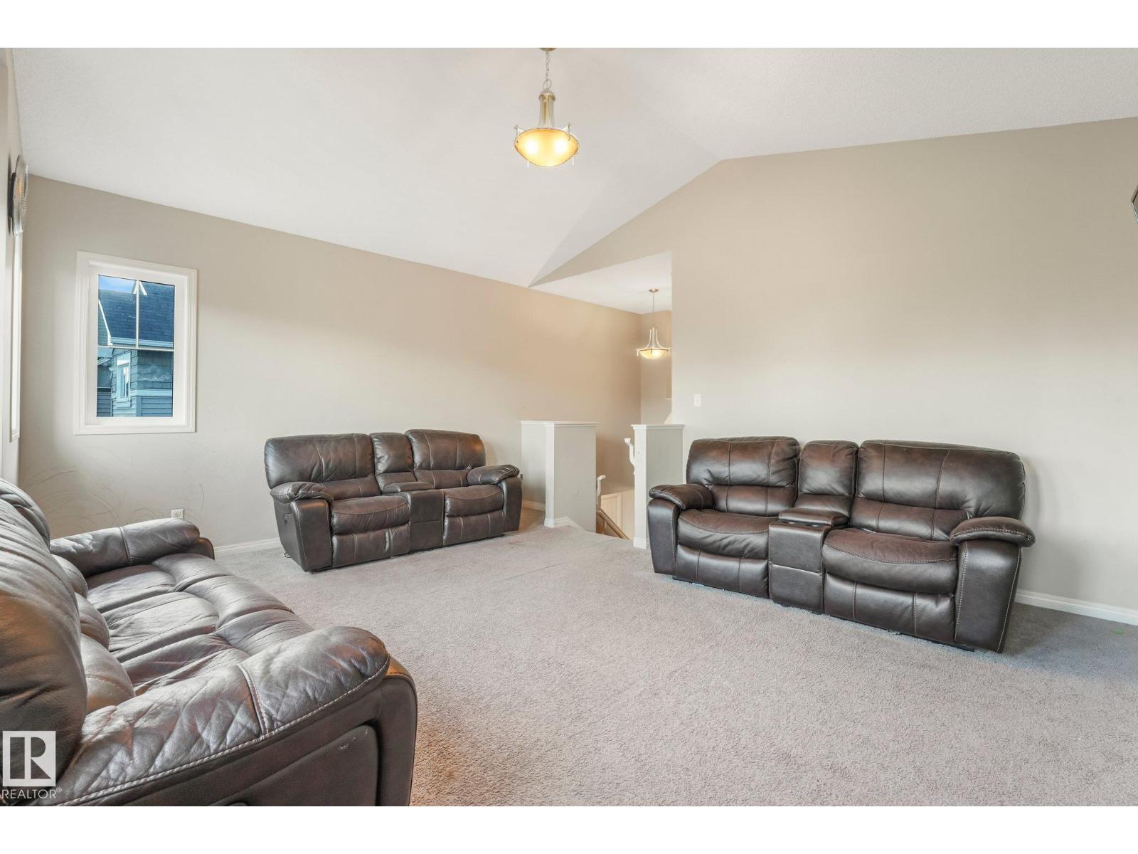 1621 DAVIDSON GREEN GR SW