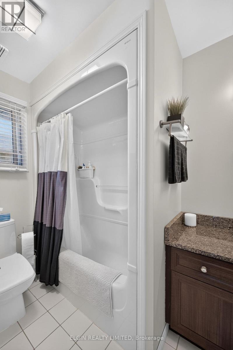 12 Rickwood Place, St. Thomas, Ontario  N5R 5Z3 - Photo 18 - X13879698