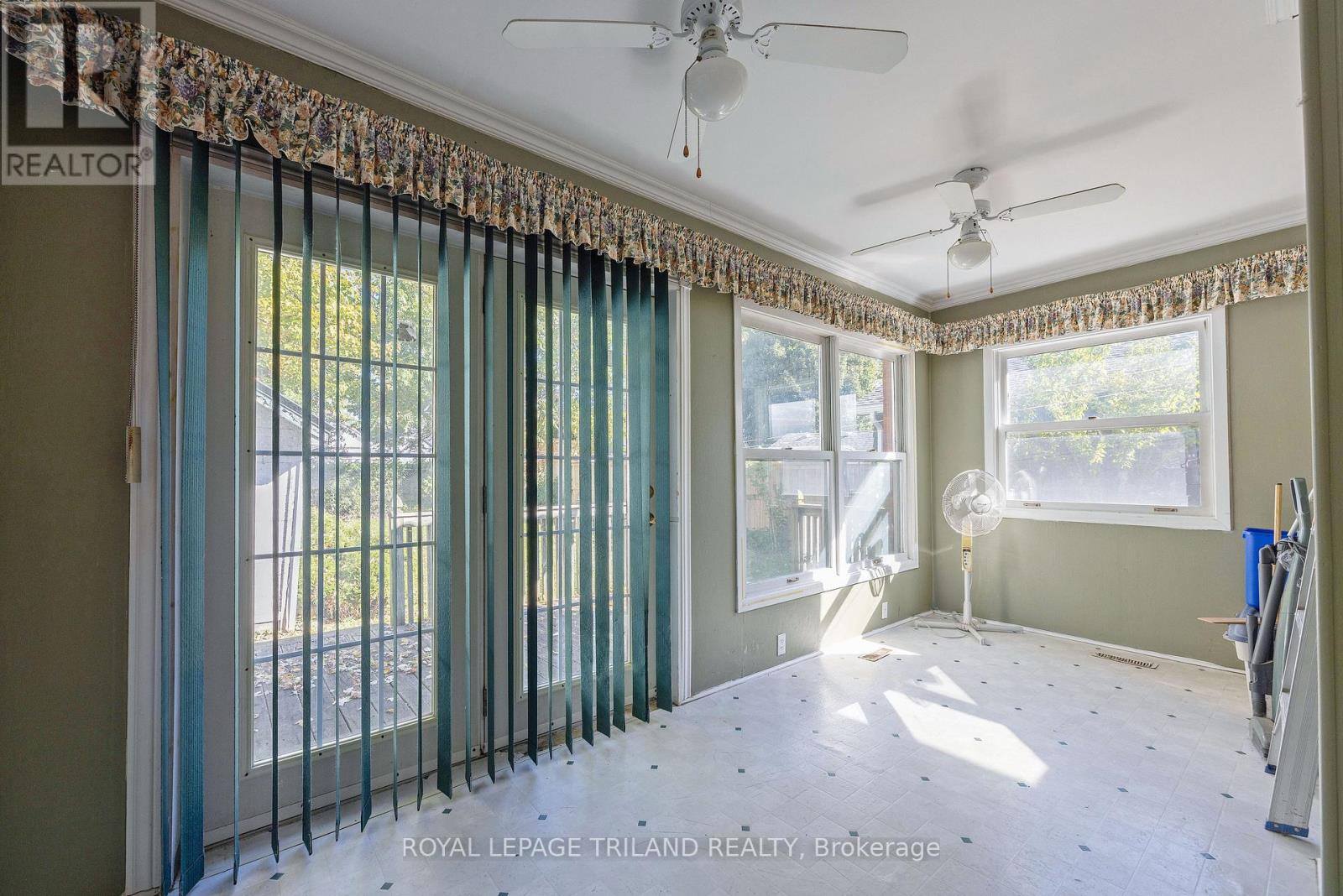 22 Hemlock Street, St. Thomas, Ontario  N5R 1X6 - Photo 14 - X13879764