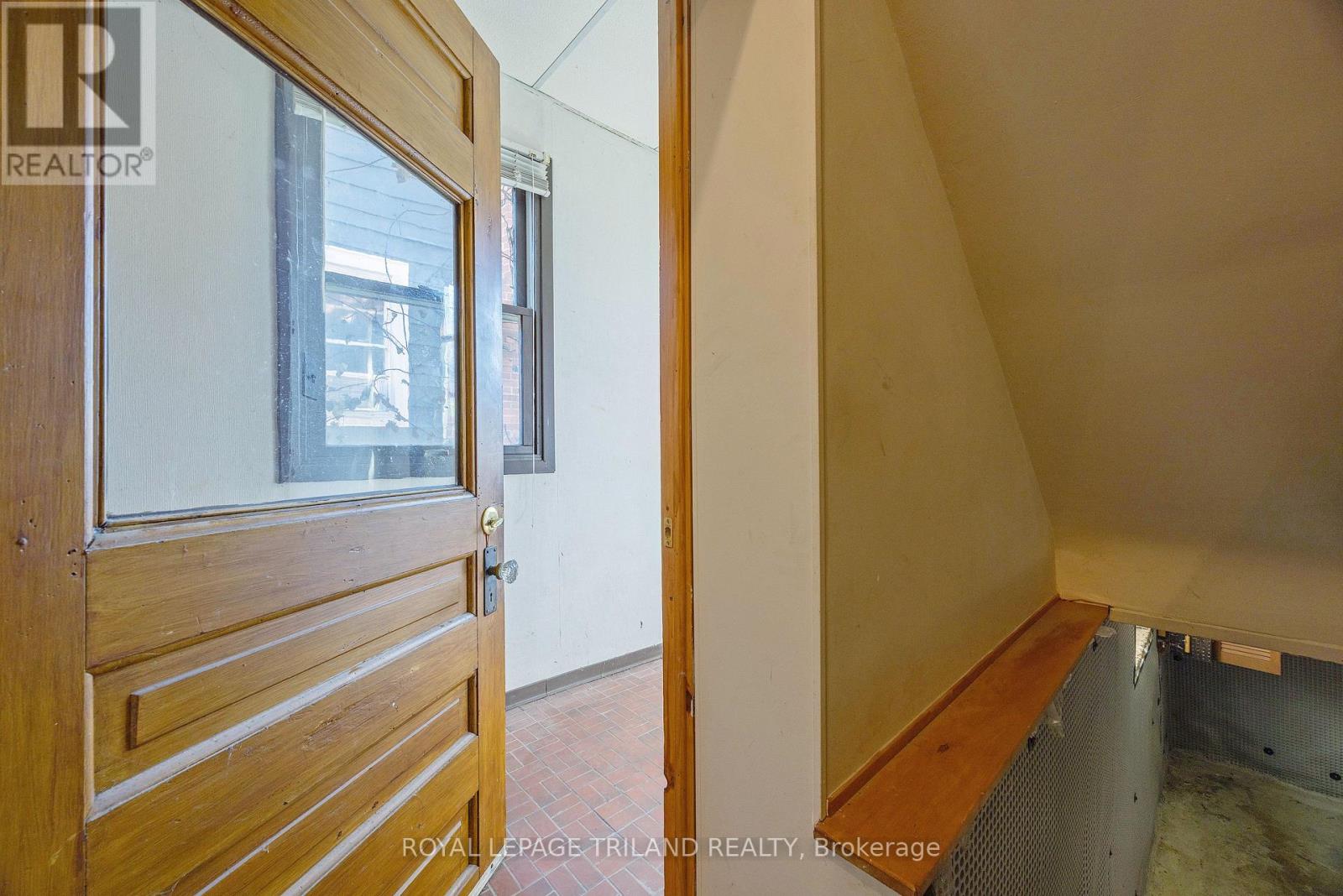 22 Hemlock Street, St. Thomas, Ontario  N5R 1X6 - Photo 16 - X13879764