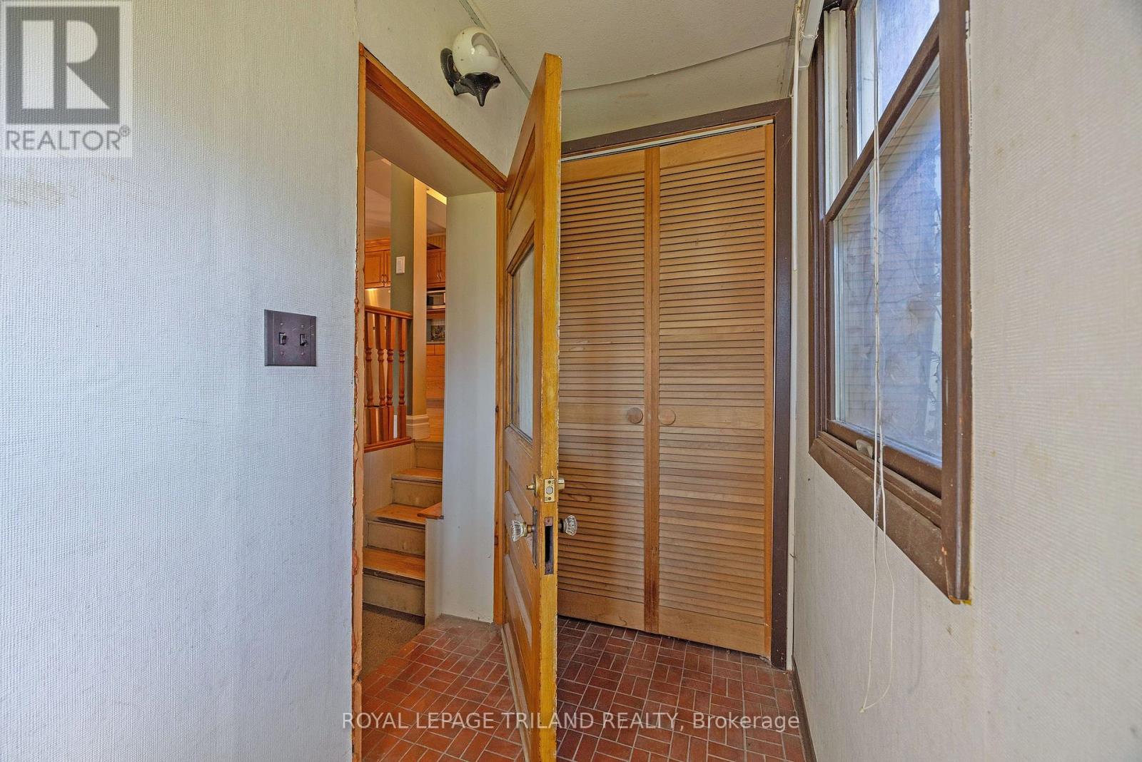 22 Hemlock Street, St. Thomas, Ontario  N5R 1X6 - Photo 17 - X13879764