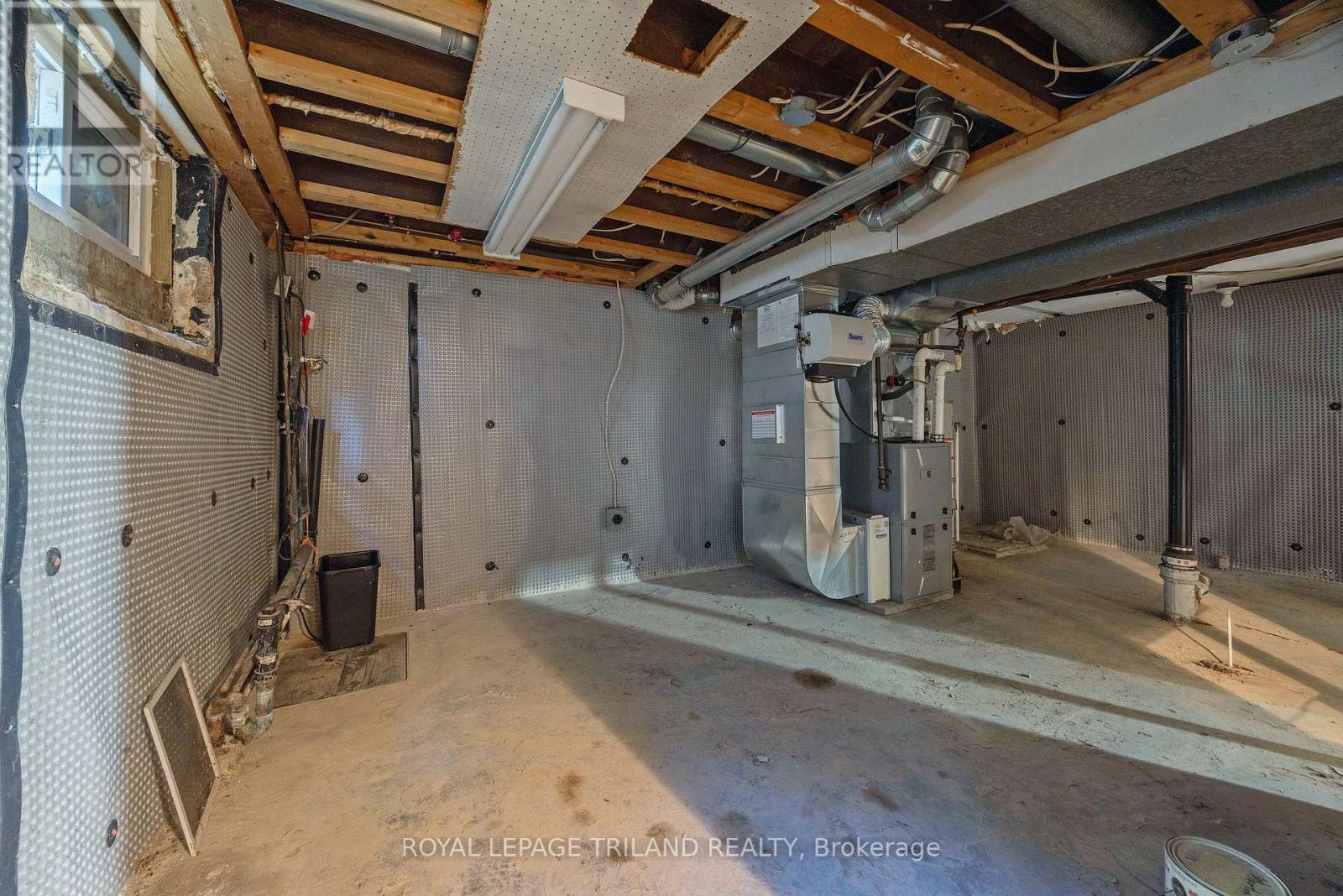 22 Hemlock Street, St. Thomas, Ontario  N5R 1X6 - Photo 25 - X13879764