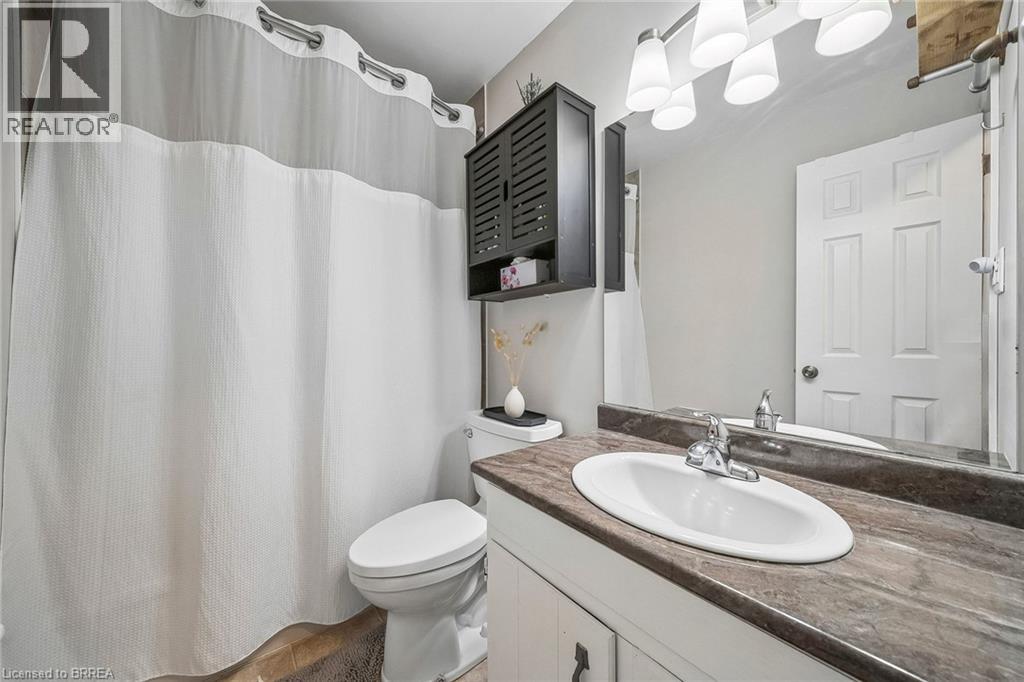6 Deerfield Parkway, Thorold, Ontario  L2V 4B4 - Photo 20 - 40868639
