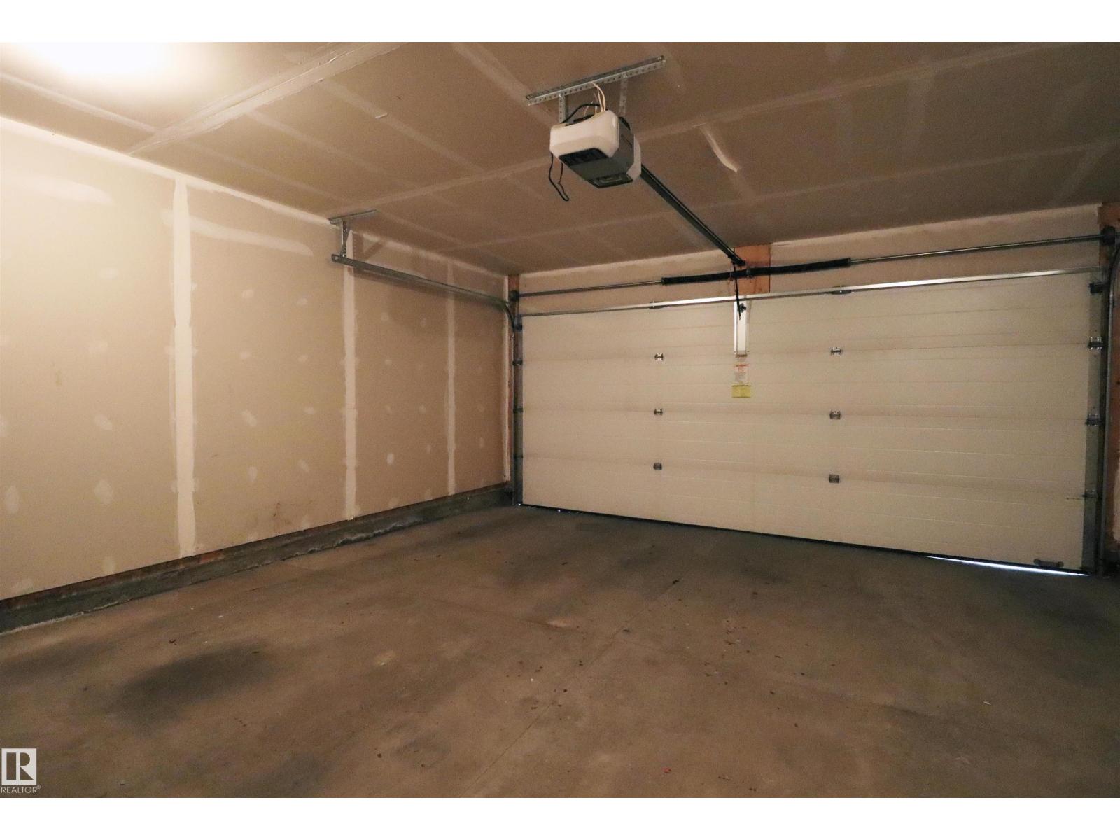 #32 9151 SHAW WY SW