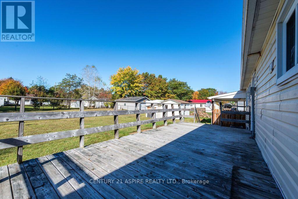 7 William Street, Petawawa, Ontario  K8H 2K3 - Photo 35 - X13879726