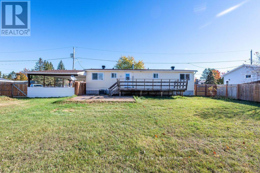 7 William Street, Petawawa, Ontario  K8H 2K3 - Photo 37 - X13879726