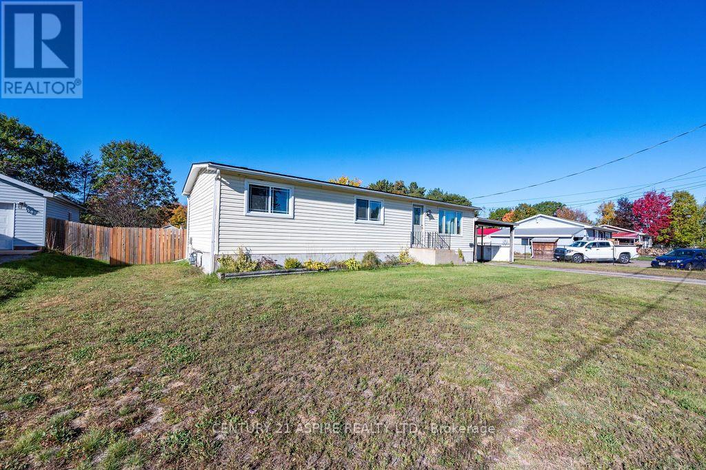 7 William Street, Petawawa, Ontario  K8H 2K3 - Photo 50 - X13879726