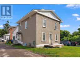 7 ISABELLA STREET, Pembroke, Ontario