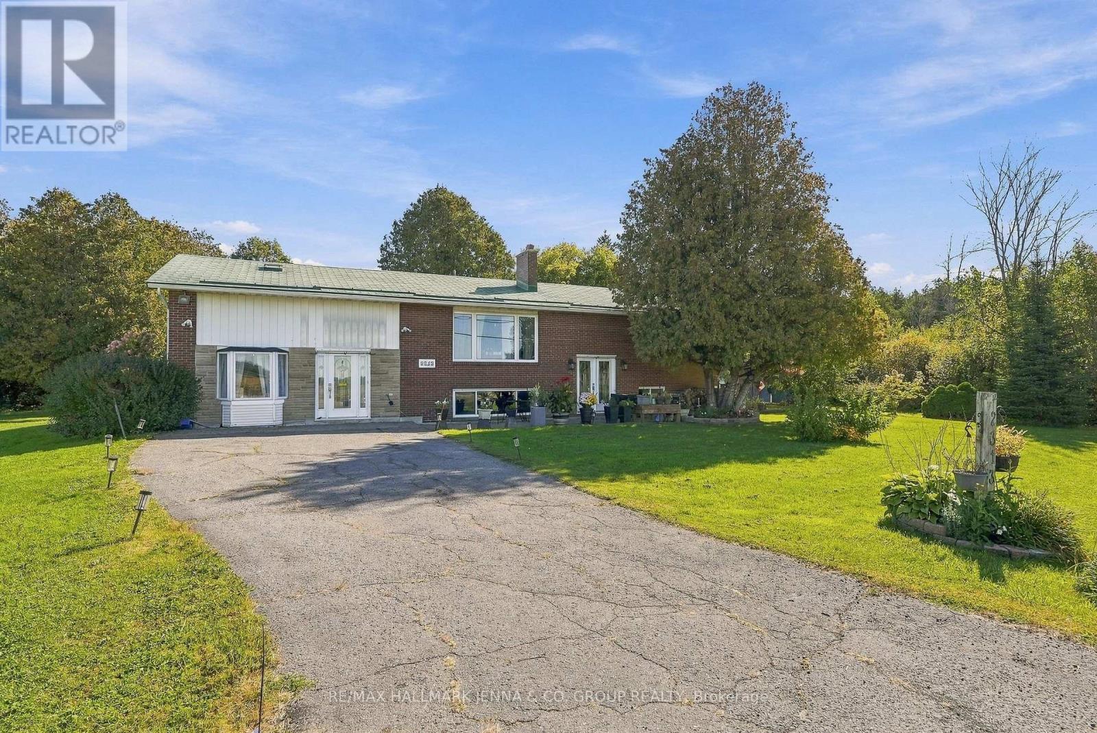 2313 8TH LINE ROAD, Ottawa, Ontario
