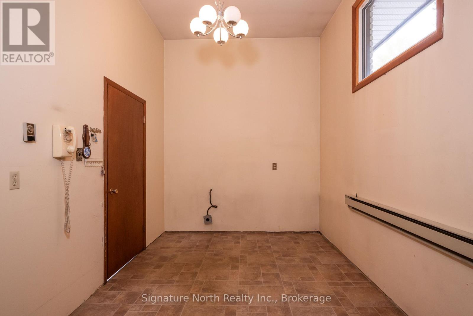 1770 Rosslyn Road, Thunder Bay, Ontario  P7K 1J3 - Photo 23 - X13879768