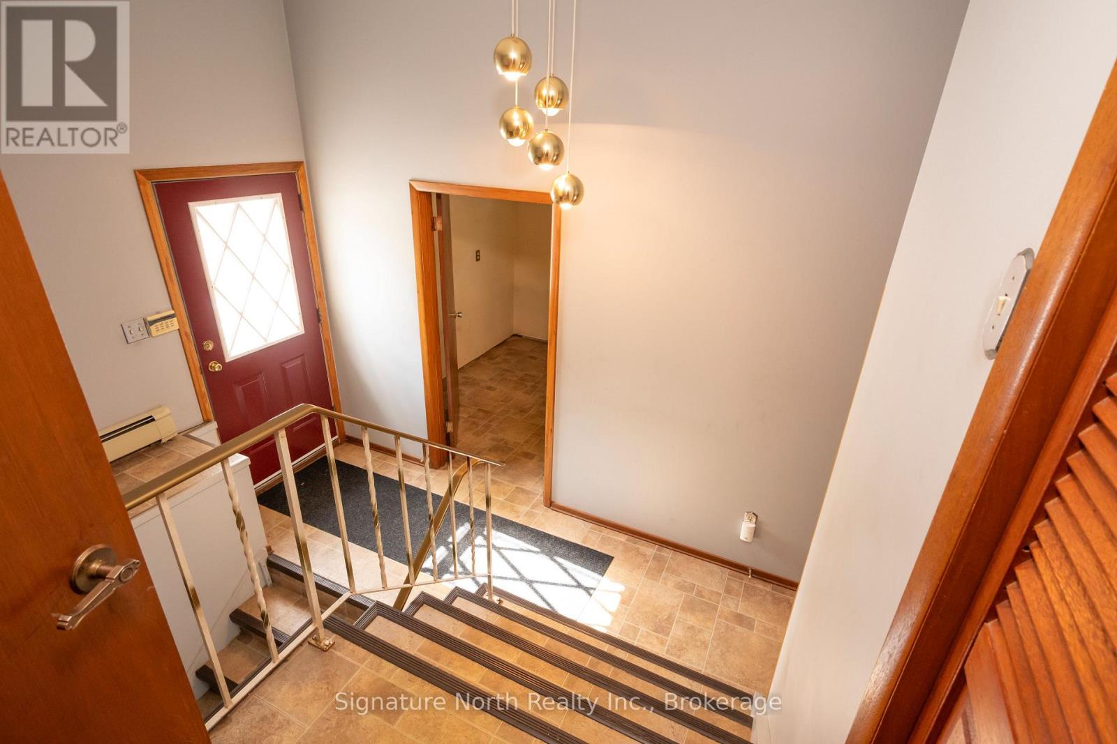 1770 Rosslyn Road, Thunder Bay, Ontario  P7K 1J3 - Photo 8 - X13879768
