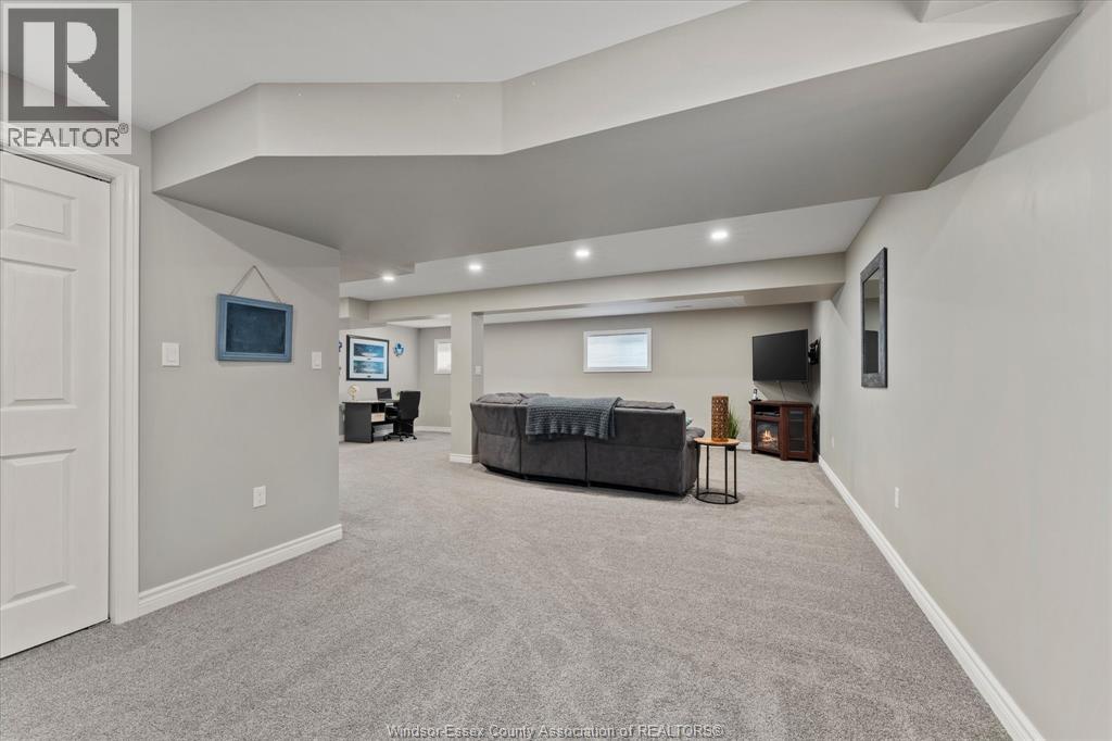 2476 Luxury, Windsor, Ontario  N8P 1S8 - Photo 25 - 26024910