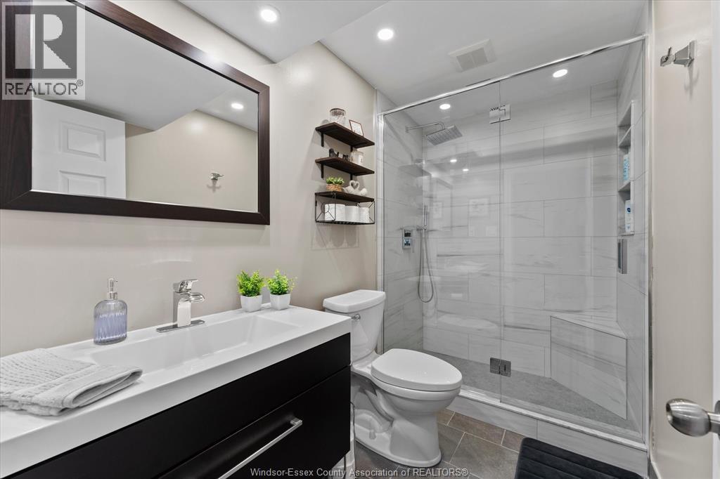2476 Luxury, Windsor, Ontario  N8P 1S8 - Photo 26 - 26024910