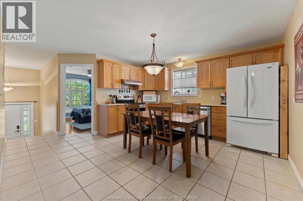 2476 Luxury, Windsor, Ontario  N8P 1S8 - Photo 8 - 26024910