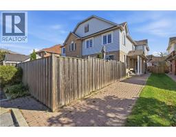 148 ROCKHAVEN Lane, Waterdown, Ontario
