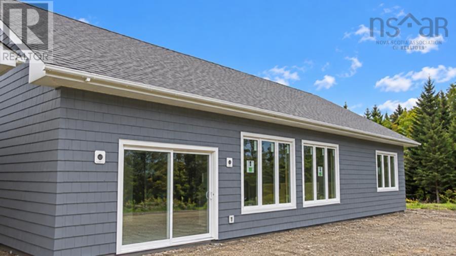 33 Little Deer Lane, Chester Basin, Nova Scotia  B0J 1K0 - Photo 4 - 202625167