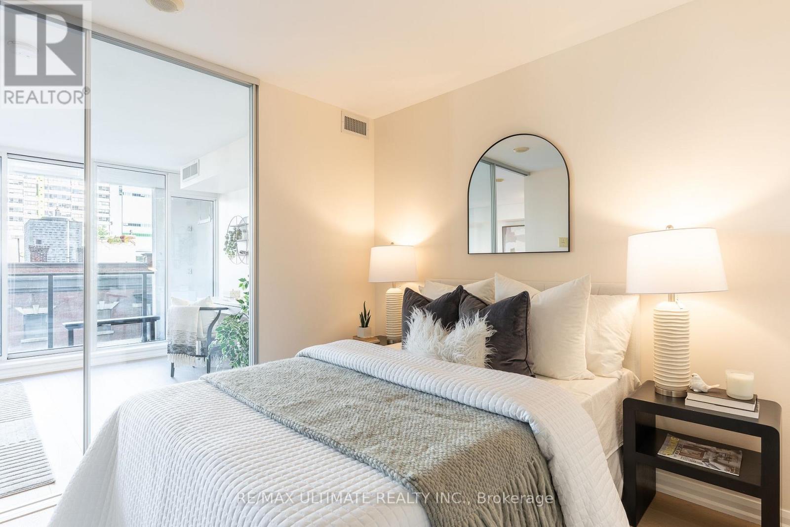 627 - 111 Elizabeth Street, Toronto, Ontario  M5G 1P7 - Photo 24 - C13879826