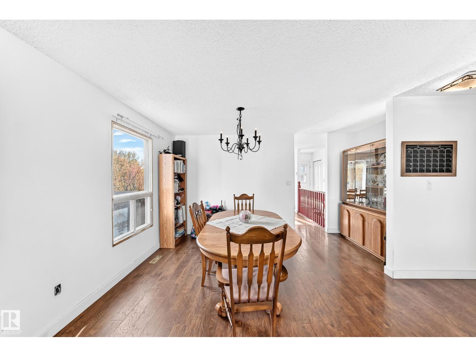 2415 145 AV NW