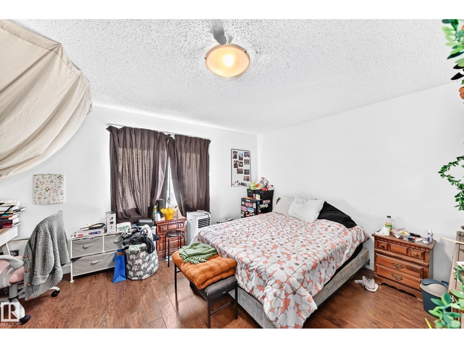 2415 145 AV NW