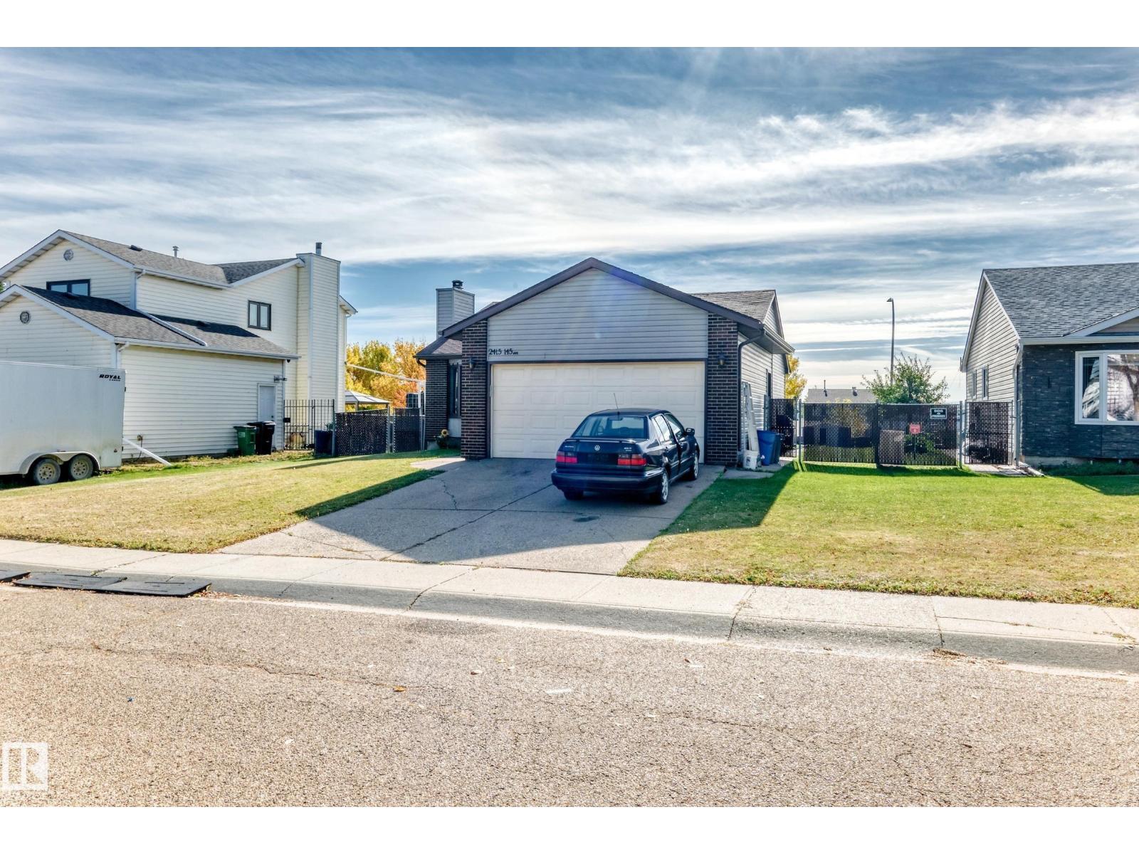 2415 145 AV NW