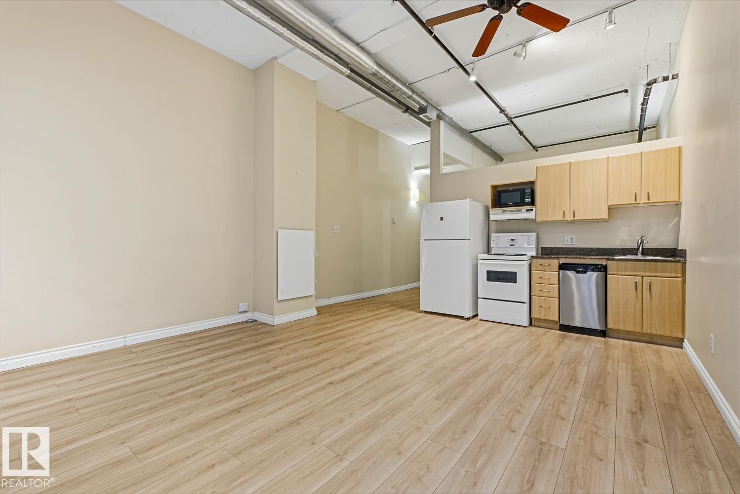 #204 10024 Jasper AV NW