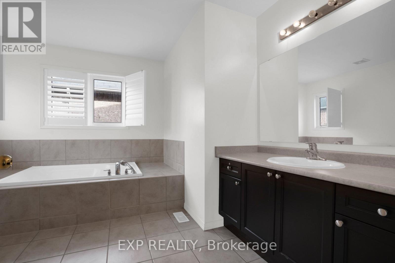 87 Booker Drive, Ajax, Ontario  L1Z 0J4 - Photo 19 - E13879720