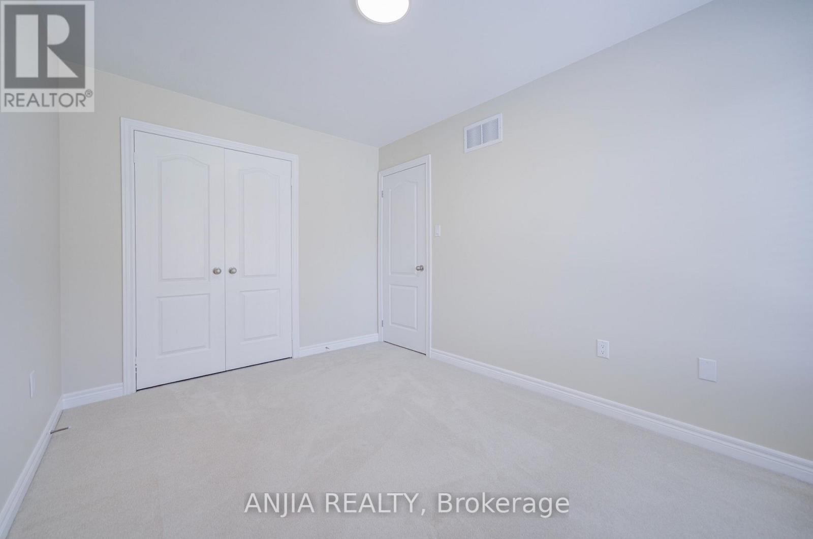 6 Expedition Crescent, Whitchurch-Stouffville, Ontario  L4A 0T1 - Photo 32 - N13879712