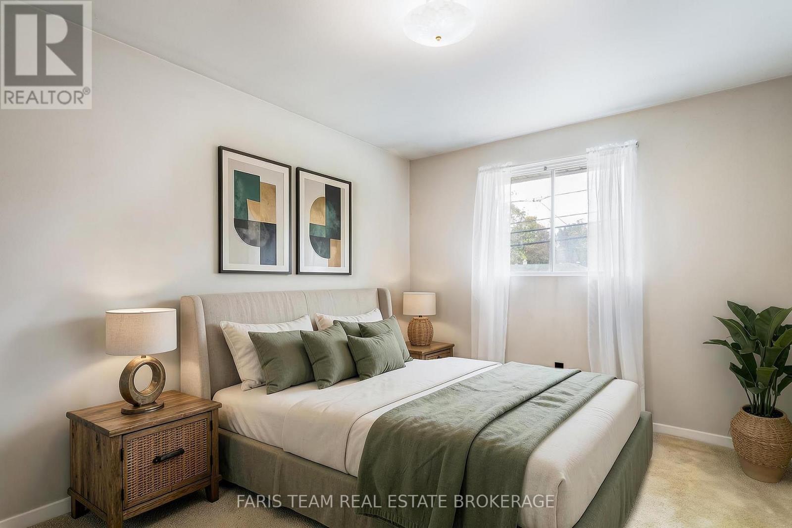 58 Steel Street, Barrie (Grove East), Ontario  L4M 2E9 - Photo 15 - S13879694
