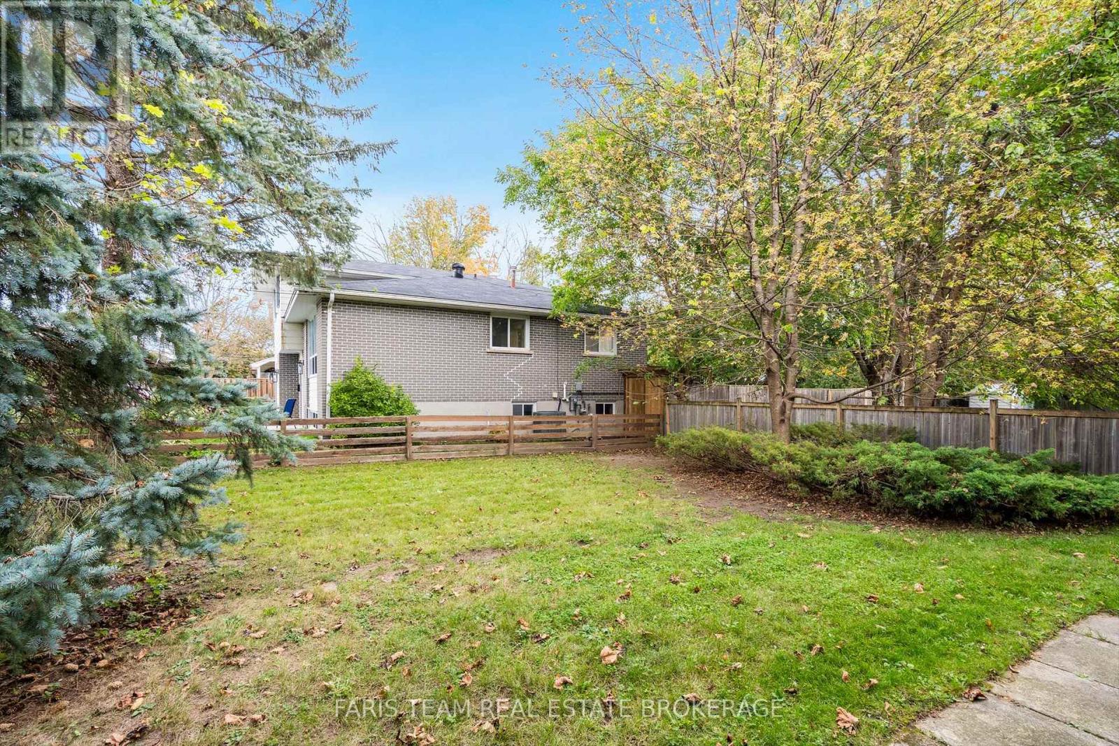 58 Steel Street, Barrie (Grove East), Ontario  L4M 2E9 - Photo 22 - S13879694