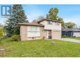 58 STEEL STREET, Barrie, Ontario