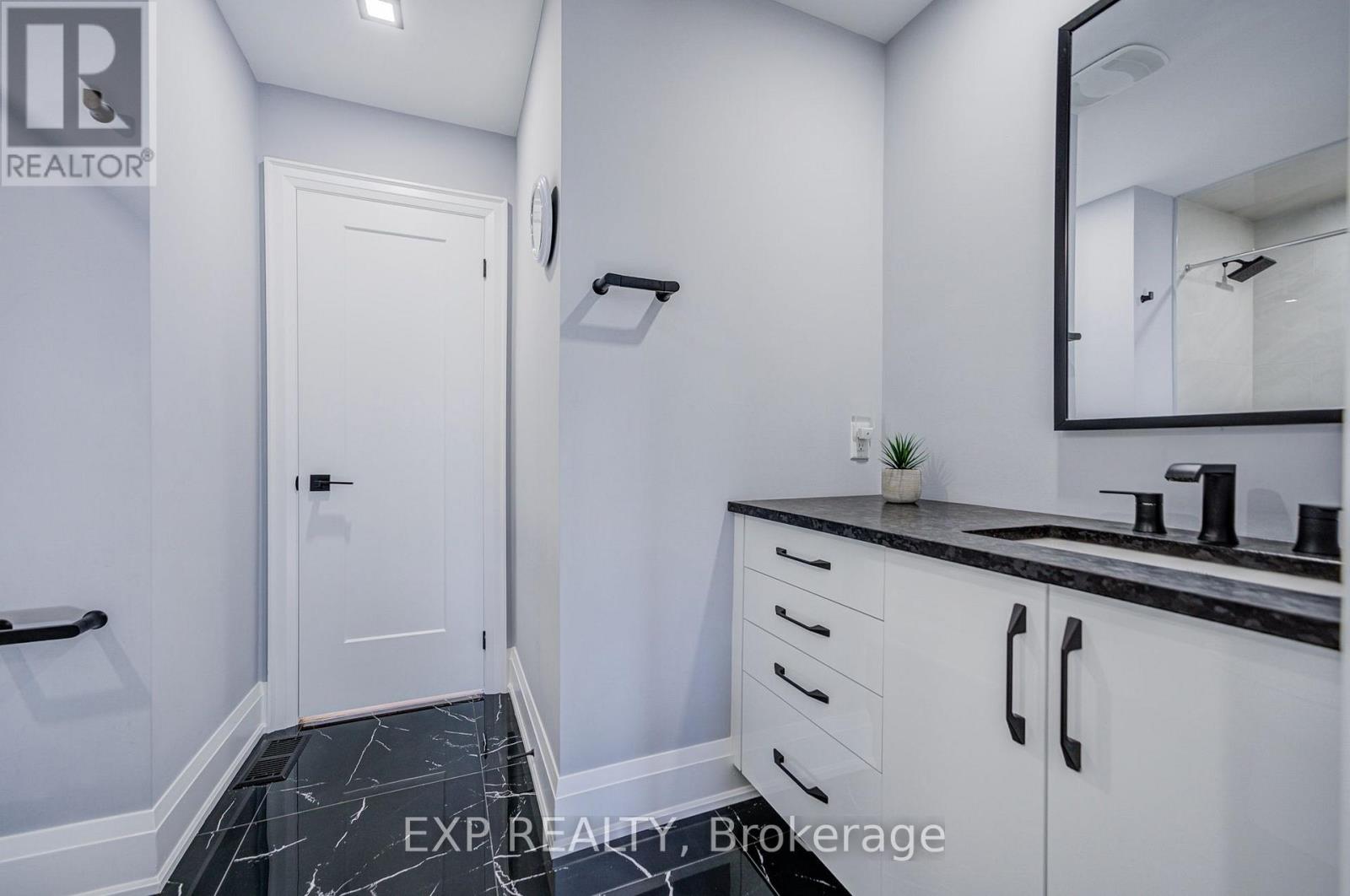 779 Mclaren Street, Newmarket, Ontario L3Y 8H3 - Photo 35 - N13877470